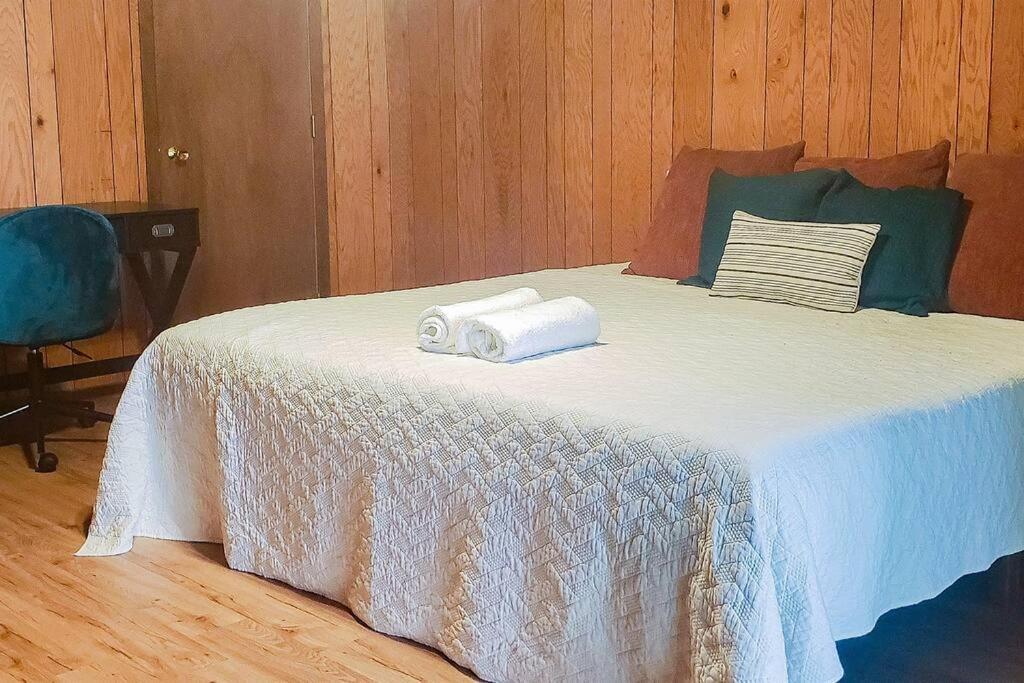 Fall Getaway Resort-3 King Suites, Dog-Friendly Seeley Exterior foto